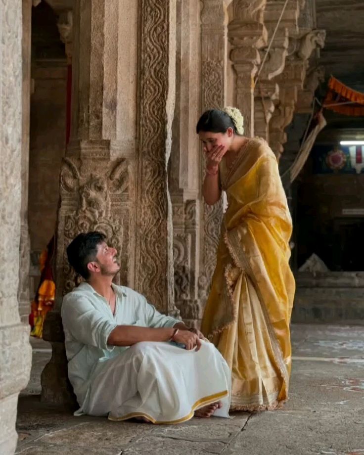 Pre-wedding shoot at ancient temple
